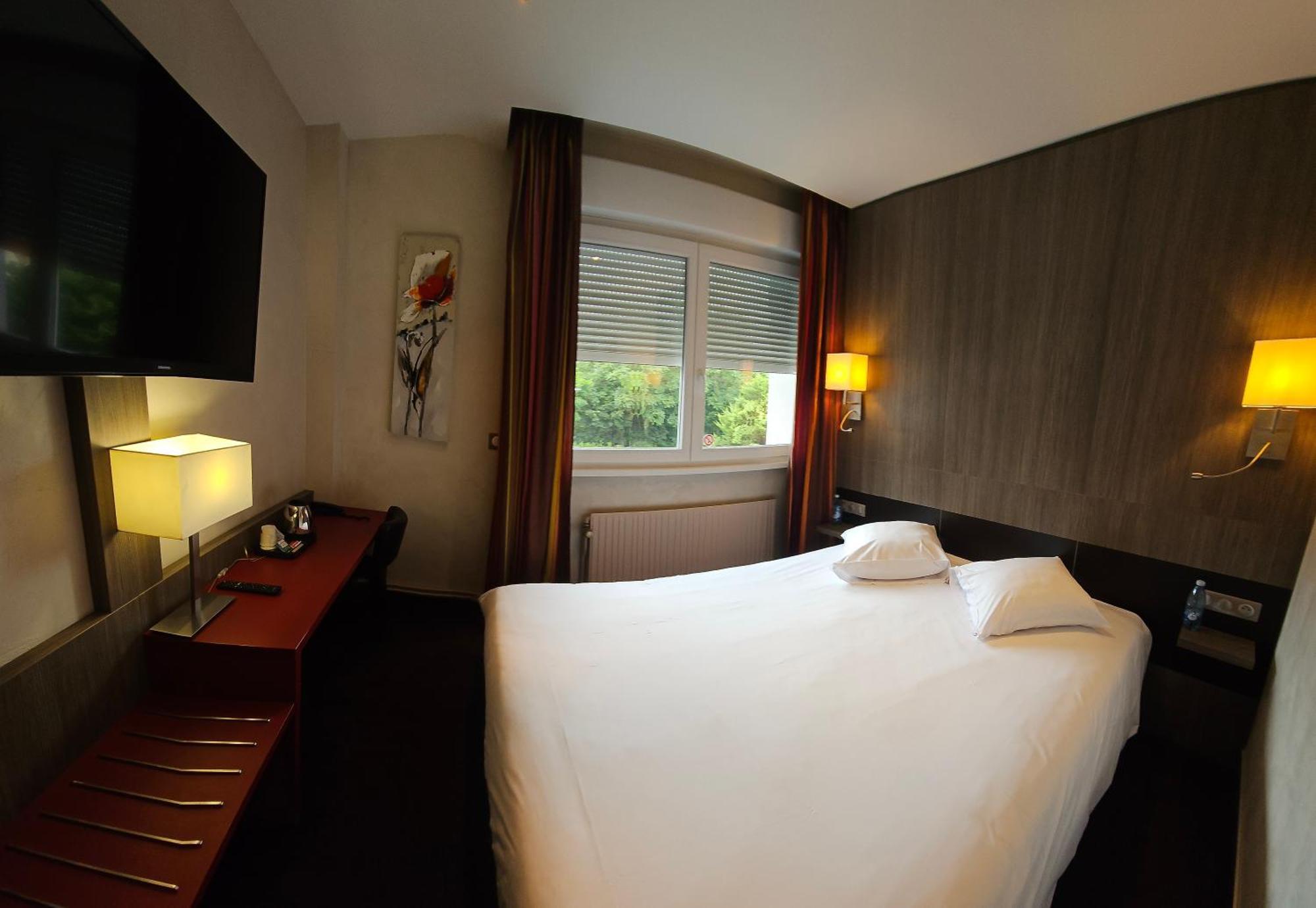 Hotel Europe – & 3*
